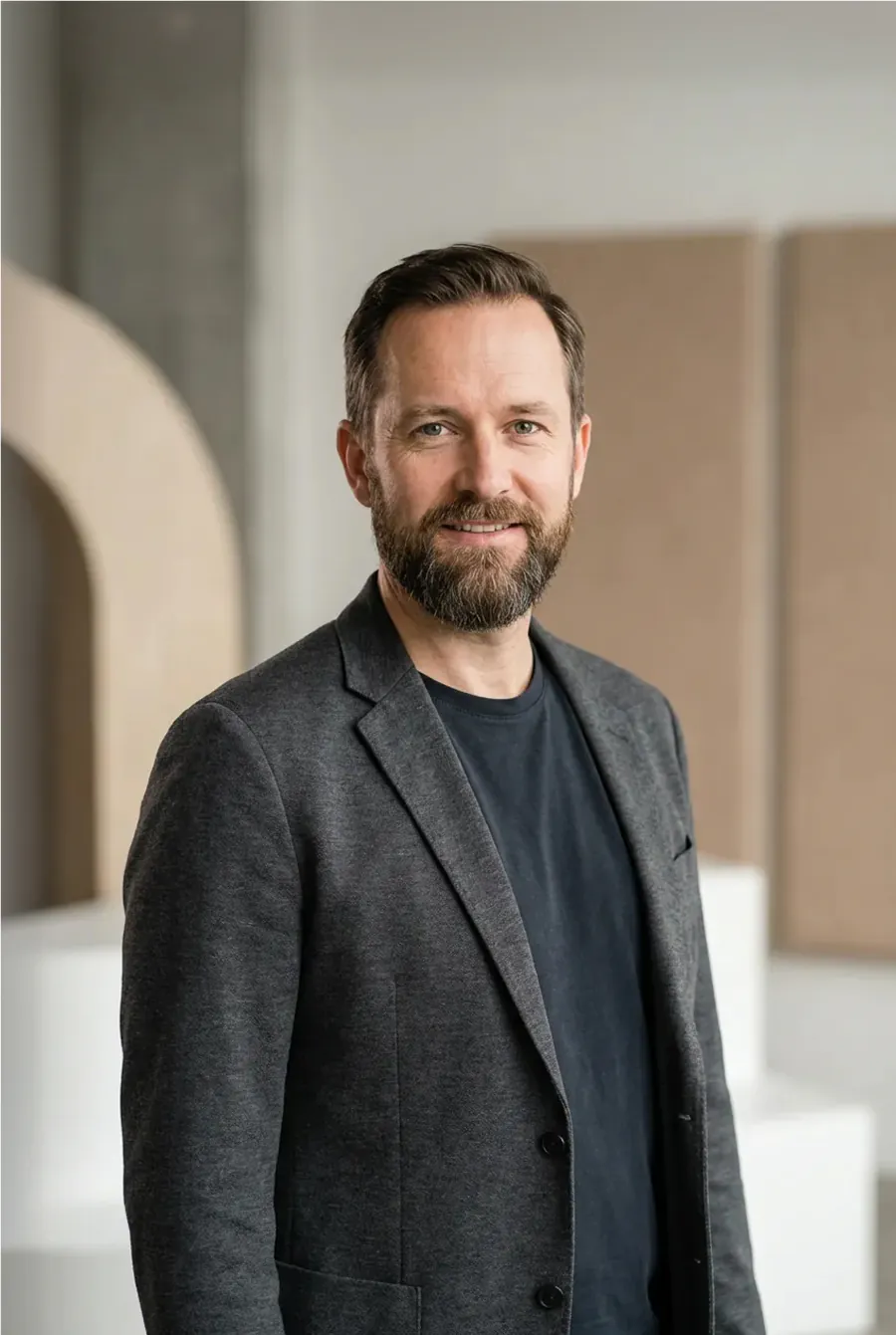 Author Image 7